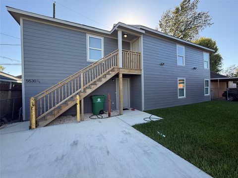 Photo of 5530 Hillman Street, Houston, TX 77023 (MLS # 32591626) Photo of 5530 Hillman Street, Houston, TX 77023 (MLS # 32591626)