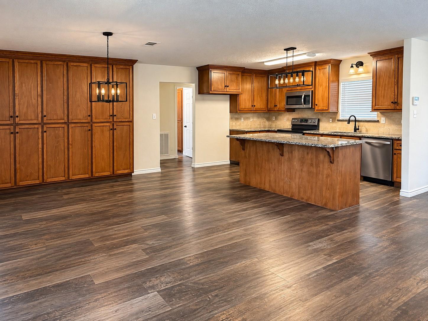 407 Branding Iron Circle