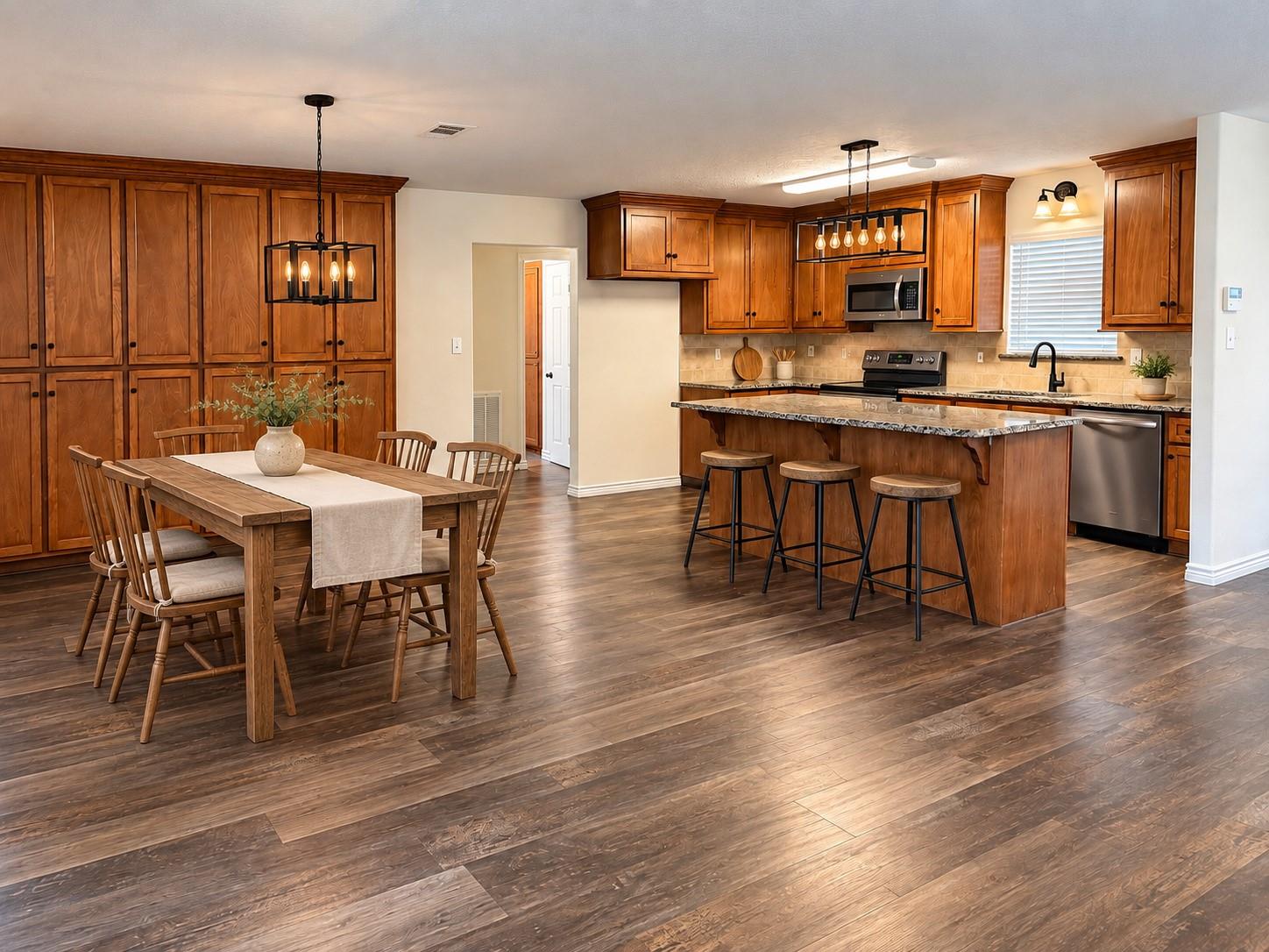 407 Branding Iron Circle