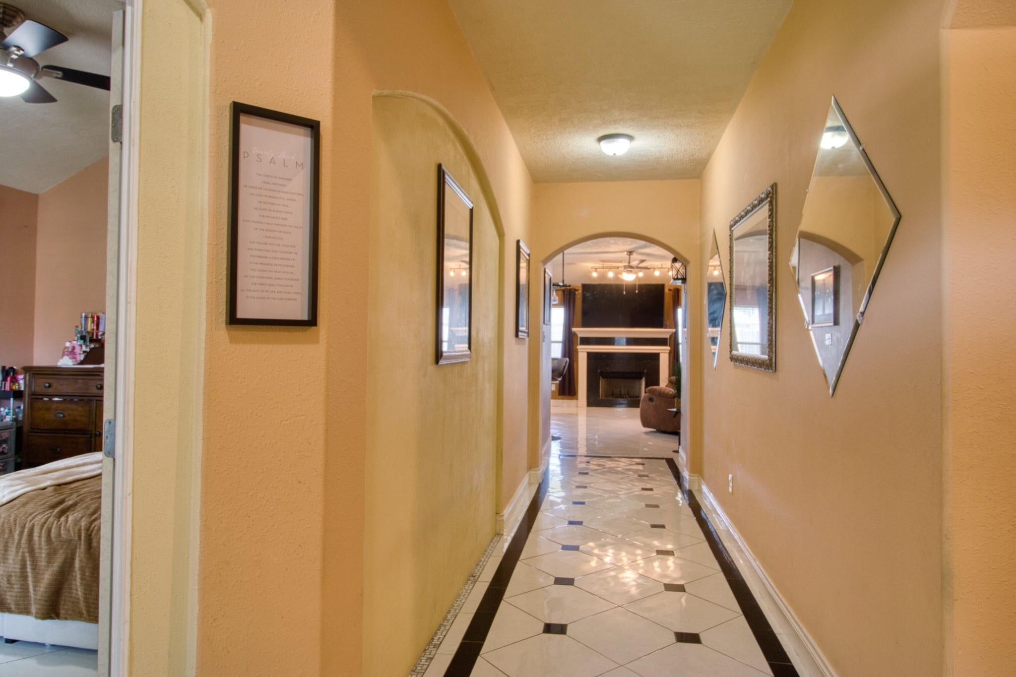 7911 Pelican Lane