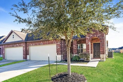 Photo of 12214 Gemma Lane, Houston, TX 77044 (MLS # 76774496)