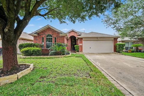 Photo of 10235 Mills Run Drive, Houston, TX 77070 (MLS # 79917172)