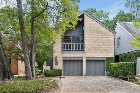 Photo of 130 Sugarberry Circle, Houston, TX 77024 (MLS # 5982190)