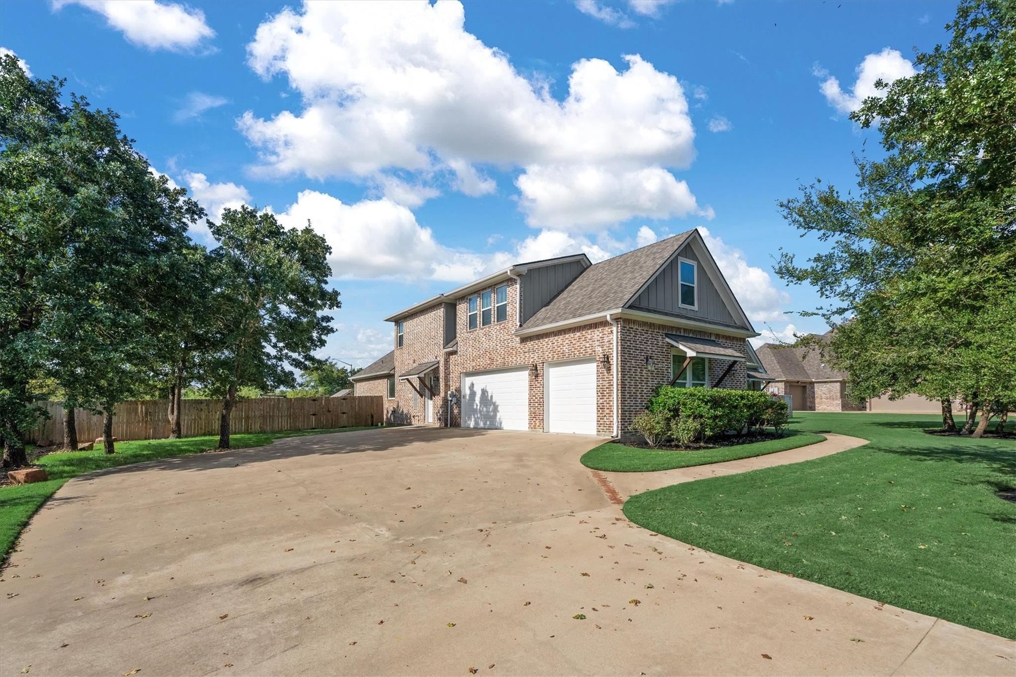 4906 Williams Ridge Court