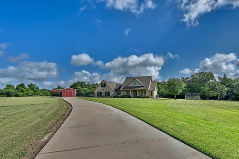 Photo of 1205 Pecan Glen Road, Brenham, TX 77833 (MLS # 61510500)