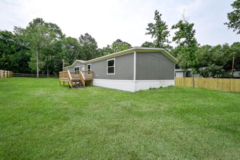 Photo of 14342 Forest Circle, Montgomery, TX 77356 (MLS # 44814720)