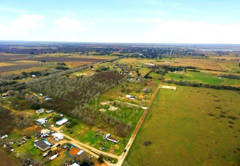 Vacant Land For Sale - 1714 J Newz Lane<br/> Austin County, Wallis, TX 77485