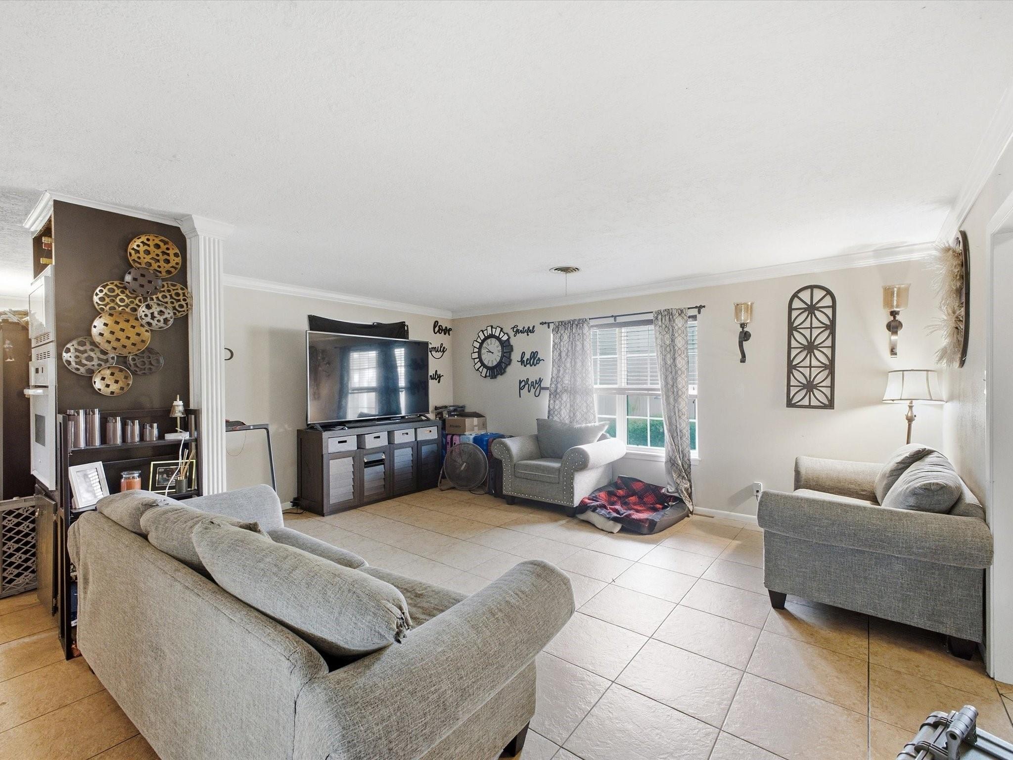 2104 French Place
