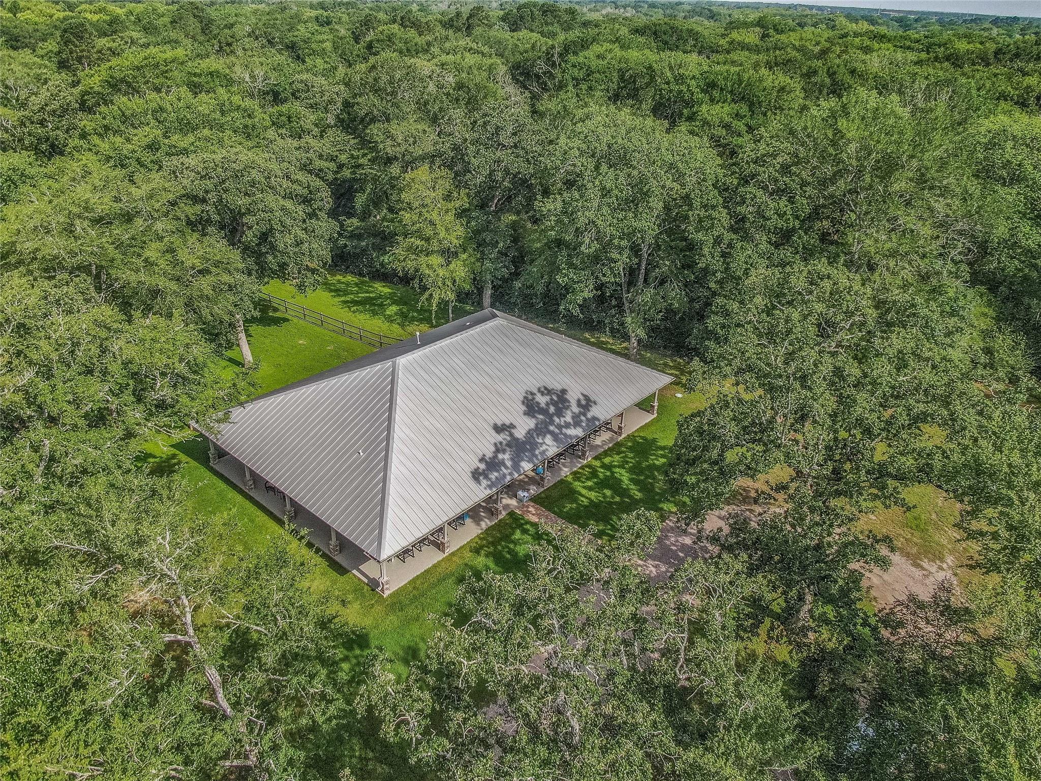 10250 Dogwood Trail