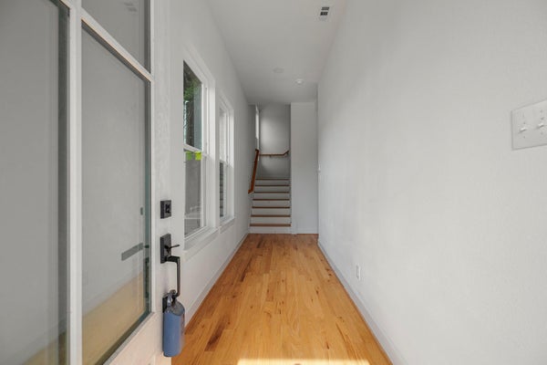 1228 E 23RD ST, HOUSTON, TX 77009 - Image e87ab28b2d38f1a84166d0ce8fcb83d7/3319093268