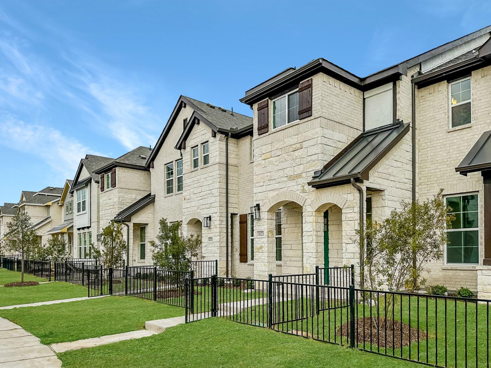 2938 Elle Drive
