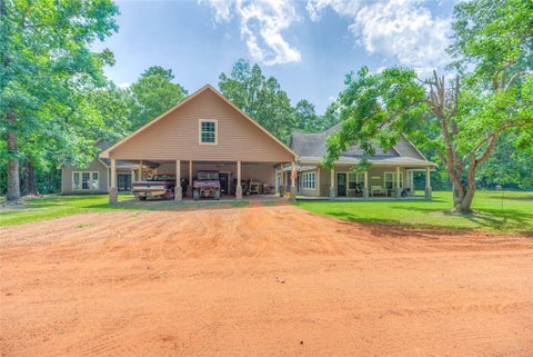 Homes For Sale - 110 Happy Trail<br/> Coldspring, TX 77331