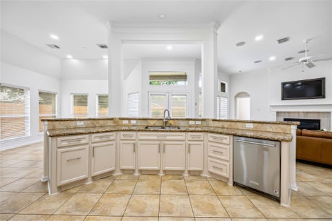 Photo of 4629 Oakdale Street, Bellaire, TX 77401 (MLS # 80791097)