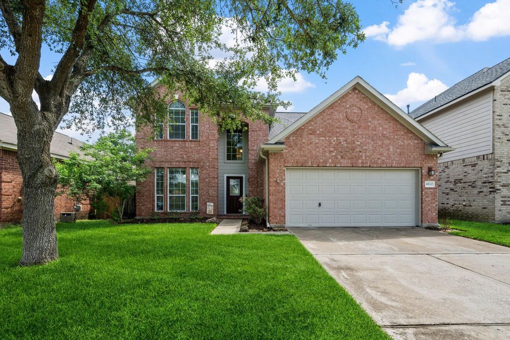 Photo of 8522 E Highlands Crossing, Highlands, TX 77562 (MLS # 2052589)
