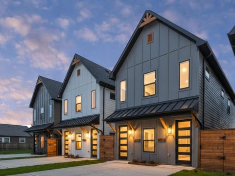 Multifamily For Sale - 7913 Cora Street #A/B<br/> Houston, TX 77088