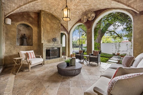 Tiny photo for 5120 Mt Vernon ST, Houston, TX 77006 (MLS # 39448793)