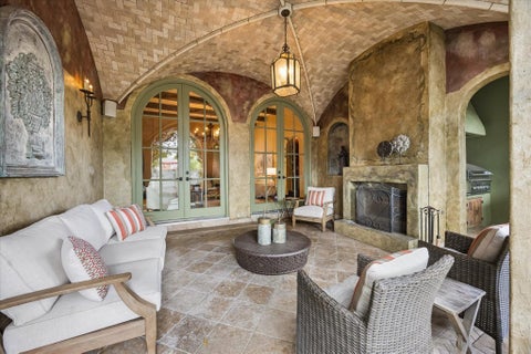Tiny photo for 5120 Mt Vernon ST, Houston, TX 77006 (MLS # 39448793)