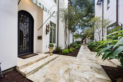 Tiny photo for 5120 Mt Vernon ST, Houston, TX 77006 (MLS # 39448793)