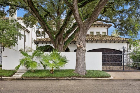 Tiny photo for 5120 Mt Vernon ST, Houston, TX 77006 (MLS # 39448793)