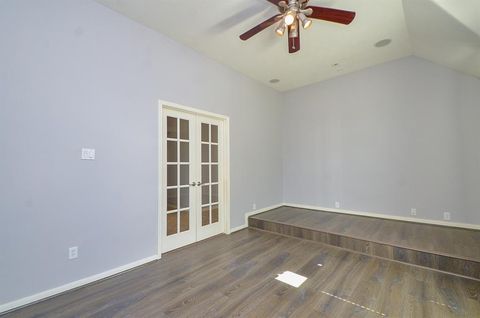 Tiny photo for 6726 Oakman, Sugar Land, TX 77479 (MLS # 89331664)