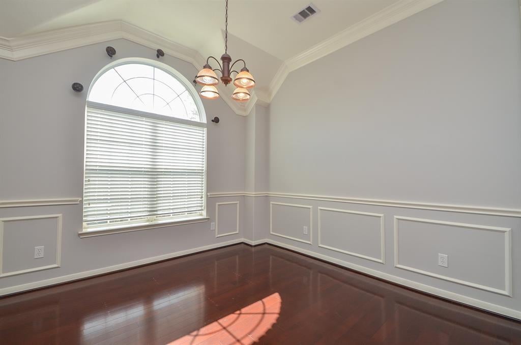 6726 Oakman
