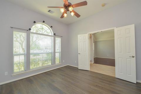 Tiny photo for 6726 Oakman, Sugar Land, TX 77479 (MLS # 89331664)