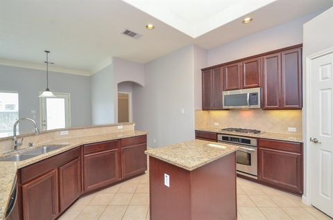 Tiny photo for 6726 Oakman, Sugar Land, TX 77479 (MLS # 89331664)