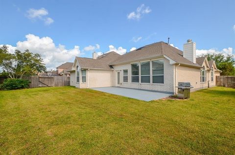 Tiny photo for 6726 Oakman, Sugar Land, TX 77479 (MLS # 89331664)