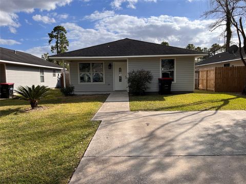 Photo of 11842 Greencanyon Drive, Houston, TX 77044 (MLS # 89769691)