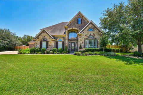 Photo of 2306 Lakeway Drive, Friendswood, TX 77546 (MLS # 58755099)