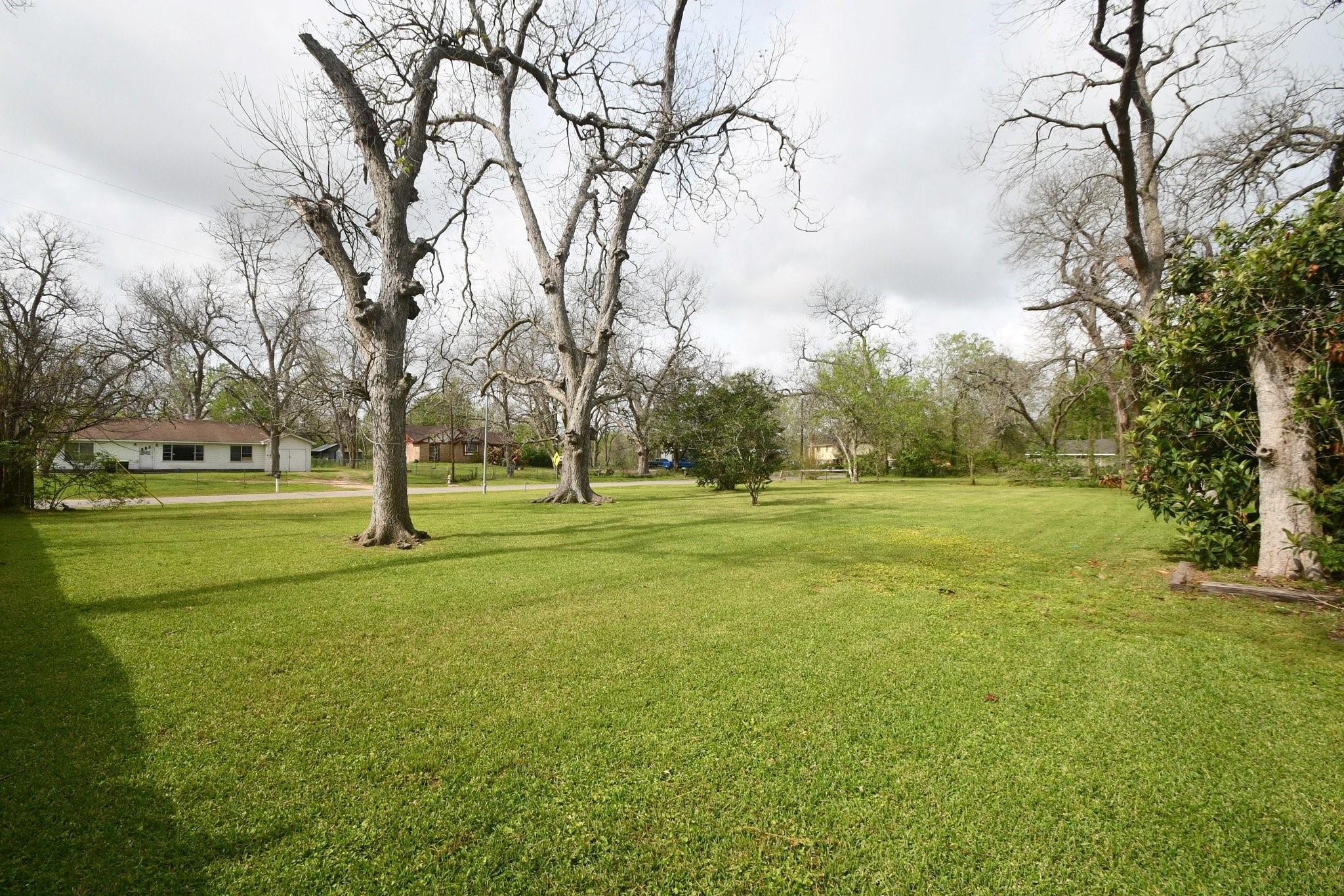607 Riveredge Drive