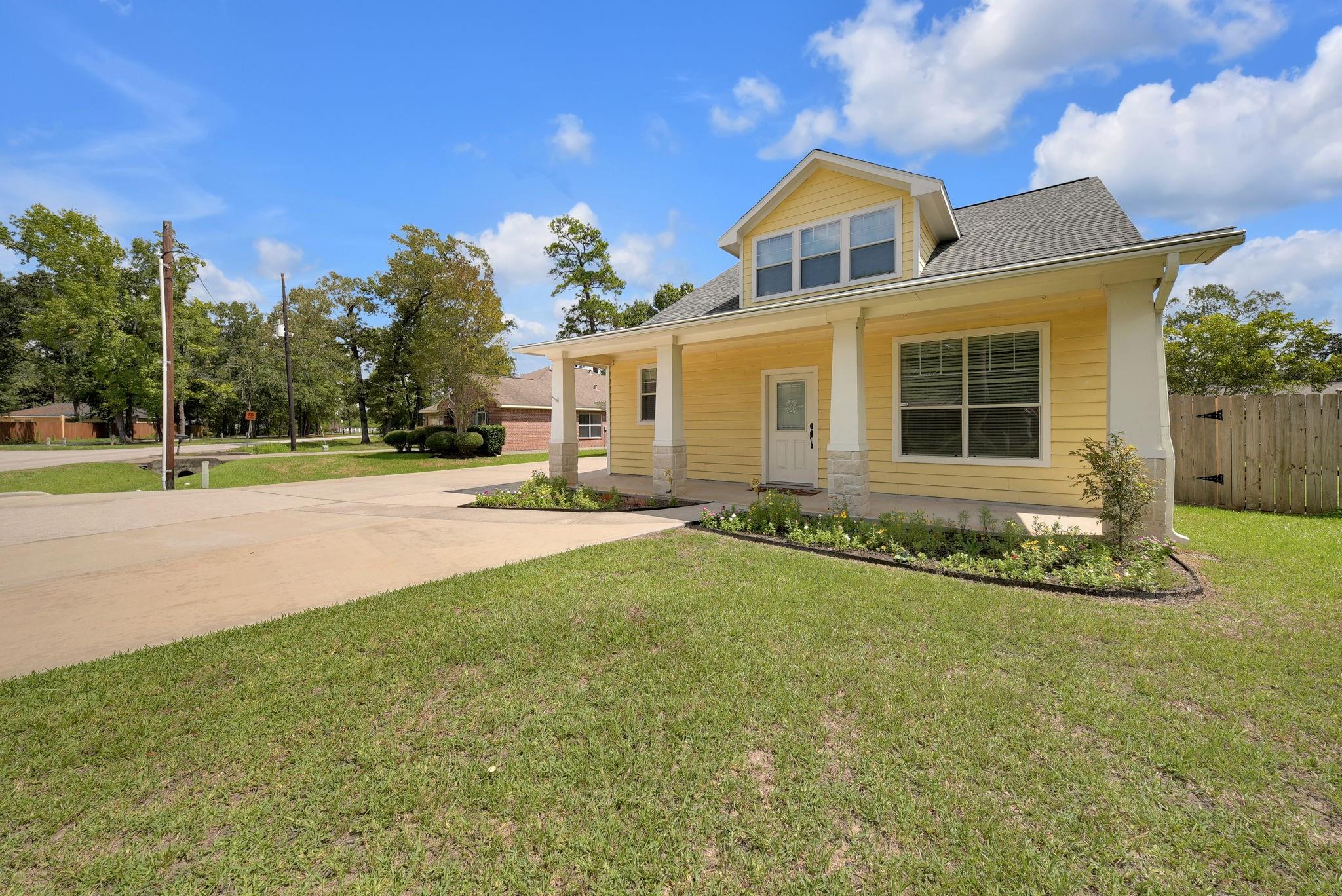 659 Chateau Woods Parkway Drive
