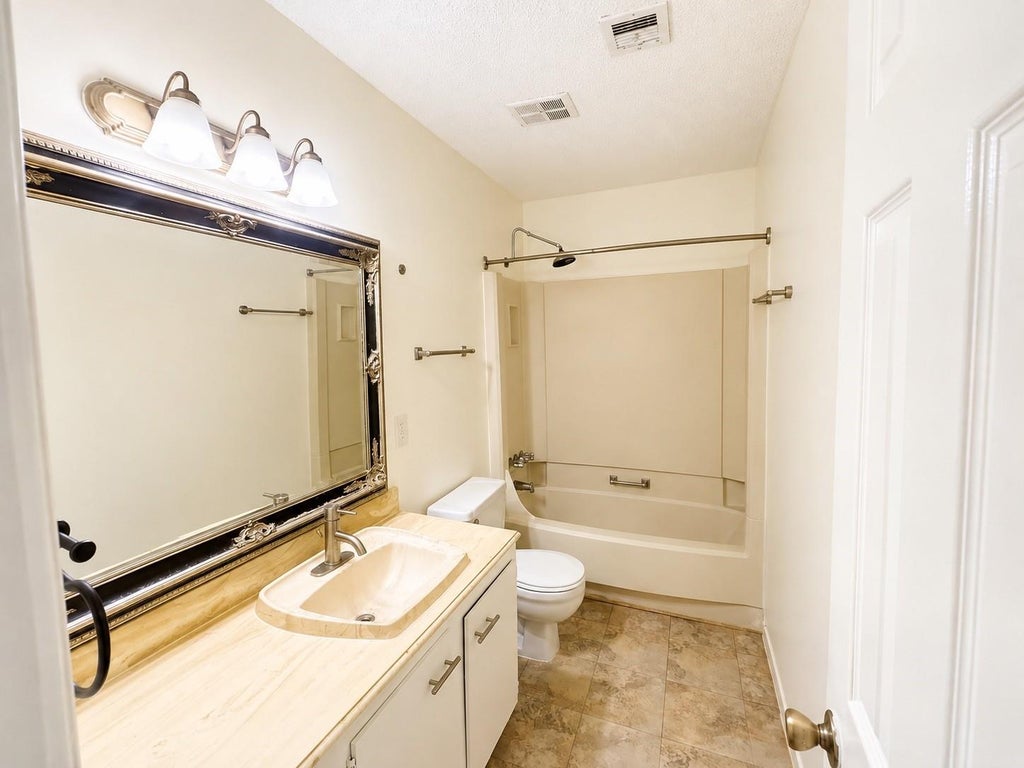Photo of 3827 Addicks Clodine Road, Houston, TX 77082 (MLS # 75065898)