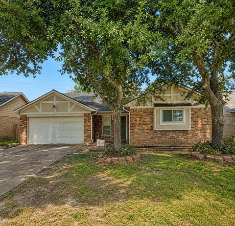 Photo of 3827 Addicks Clodine Road, Houston, TX 77082 (MLS # 75065898)