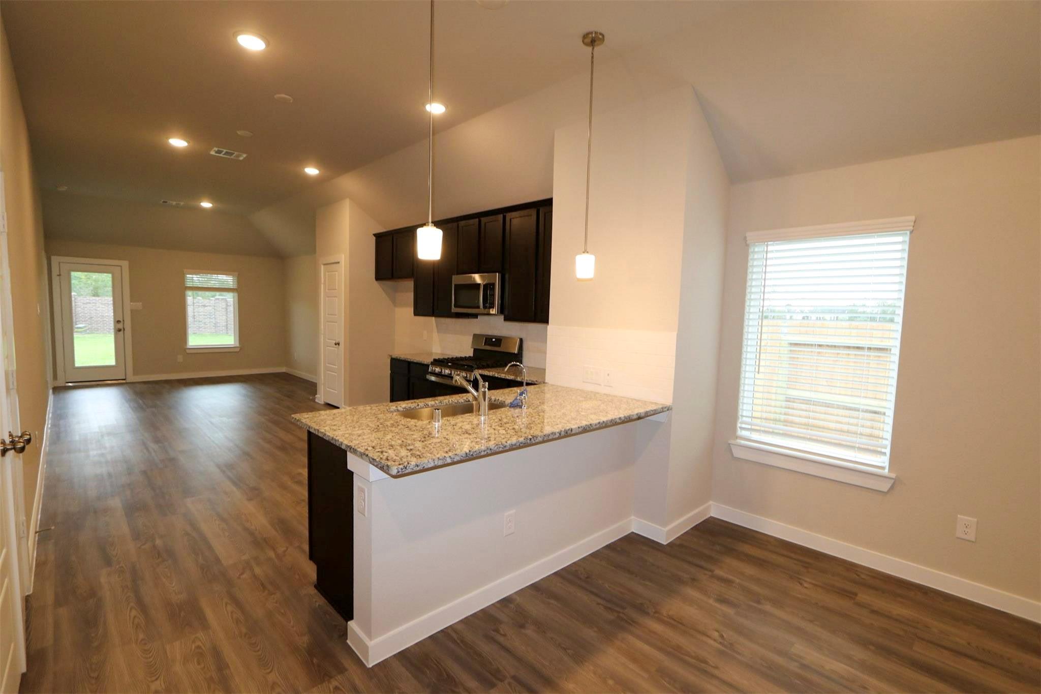 5803 Aurora Lane