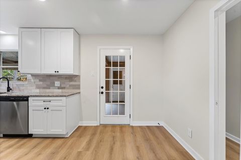 Tiny photo for 7102 Sharpview Drive, Houston, TX 77074 (MLS # 92223368)