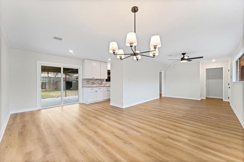 Tiny photo for 7102 Sharpview Drive, Houston, TX 77074 (MLS # 92223368)