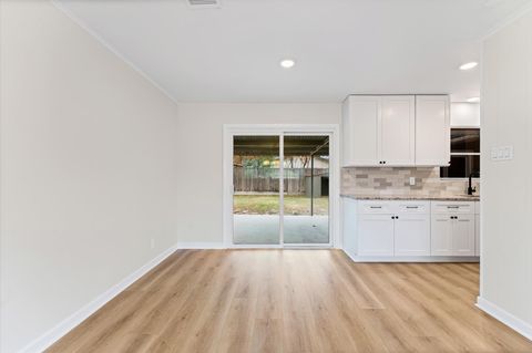 Tiny photo for 7102 Sharpview Drive, Houston, TX 77074 (MLS # 92223368)