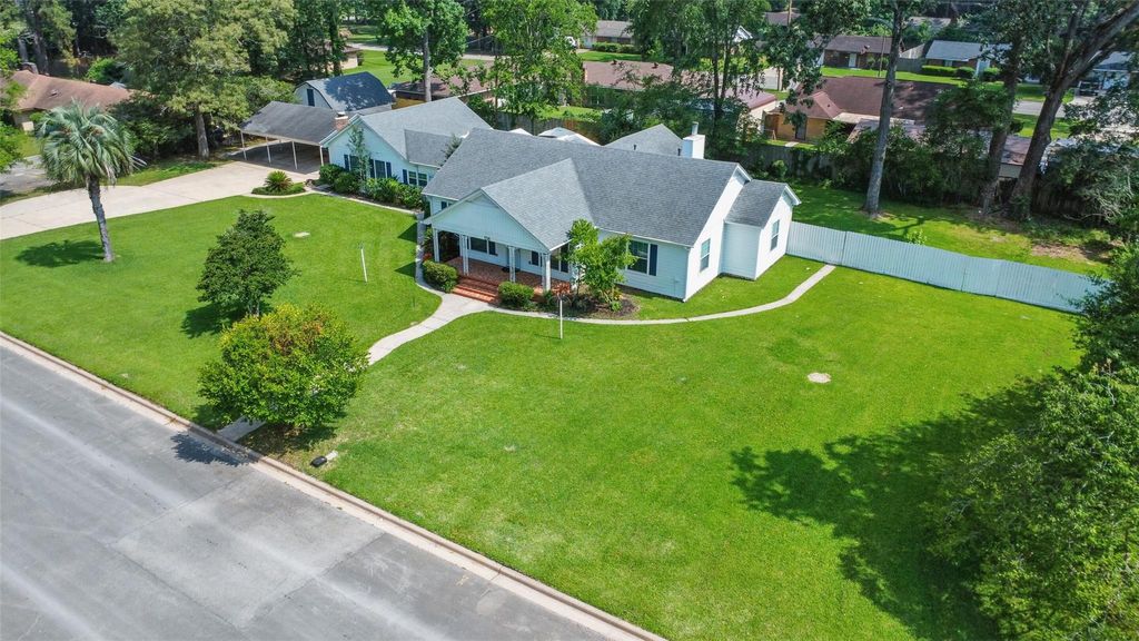 Photo of 156 Circle Drive, Cleveland, TX 77327 (MLS # 57036183)