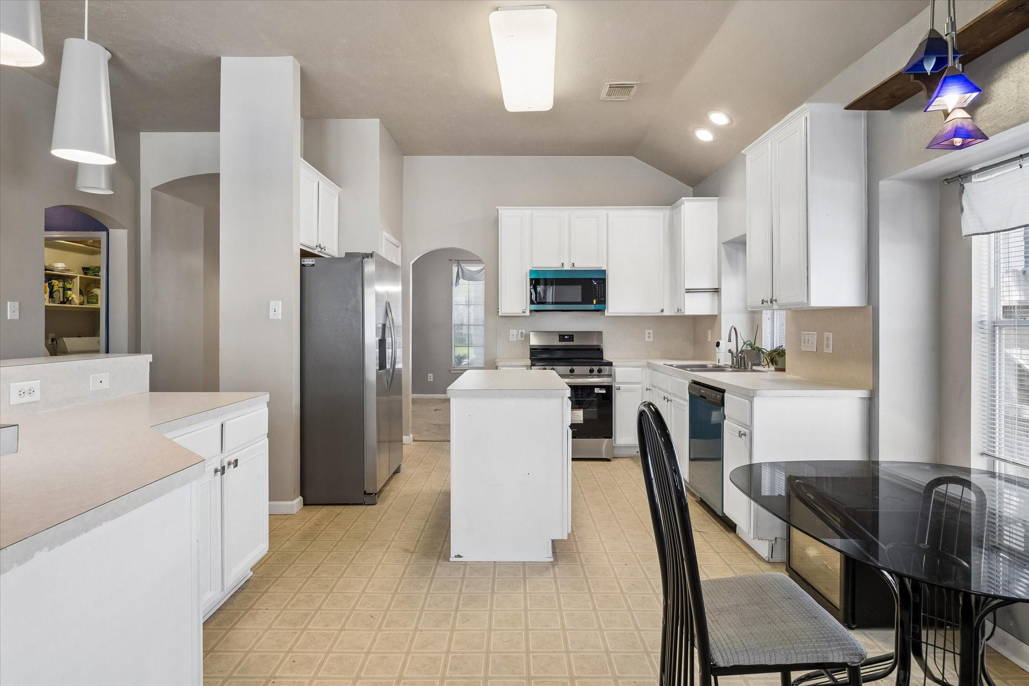 7906 Sinfonia Drive