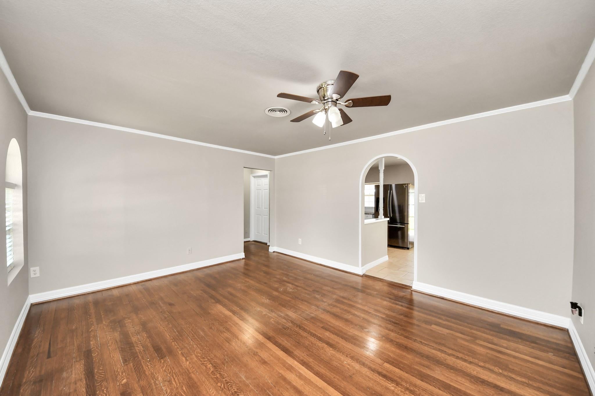 1412 Greenbriar Avenue