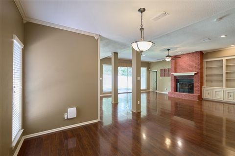 Tiny photo for 80 Rolling Hills Drive, Conroe, TX 77304 (MLS # 9580304)