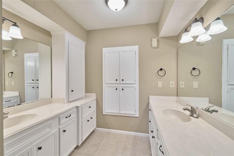Tiny photo for 80 Rolling Hills Drive, Conroe, TX 77304 (MLS # 9580304)
