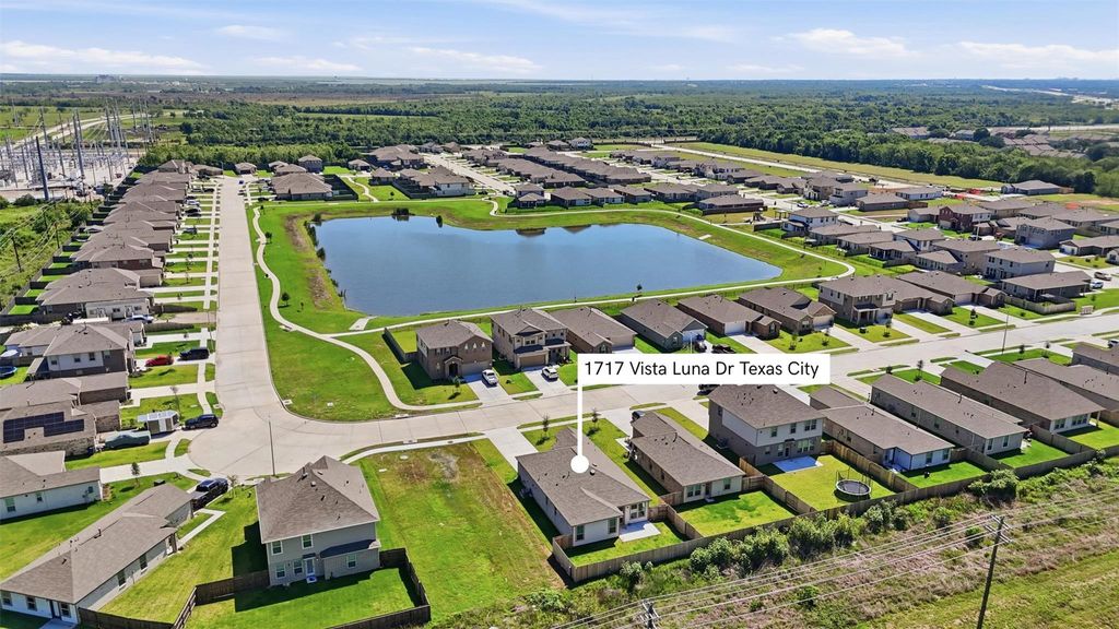 Photo of 1717 Vista Luna Drive, Texas City, TX 77591 (MLS # 42124823)