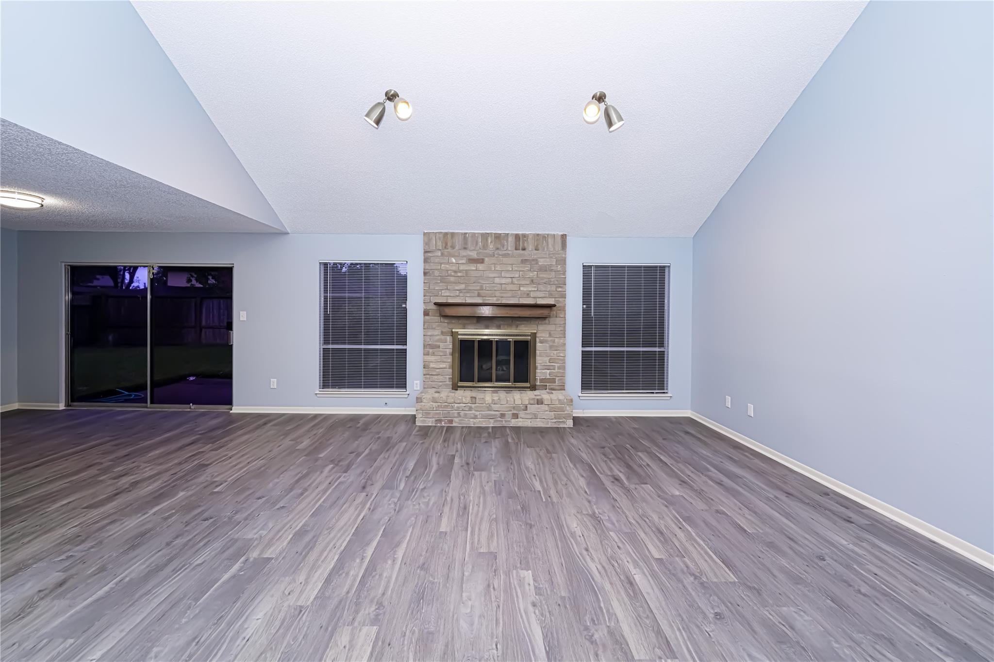 2306 Wallingford Drive