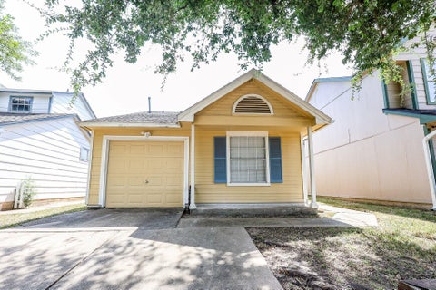 Homes For Rent - 11510 Teaside Drive<br/> Houston, TX 77066