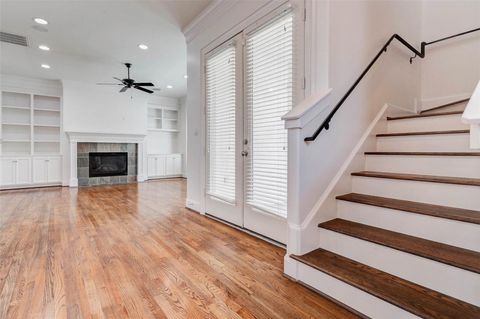 Tiny photo for 6873 Staffordshire Boulevard, Houston, TX 77030 (MLS # 10243974)