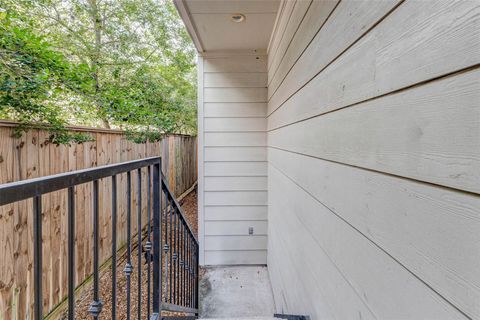 Tiny photo for 6873 Staffordshire Boulevard, Houston, TX 77030 (MLS # 10243974)