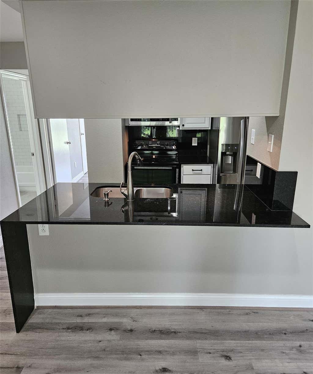 Photo of 18617 Egret Bay Boulevard #507, Webster, TX 77058 (MLS # 5914785)
