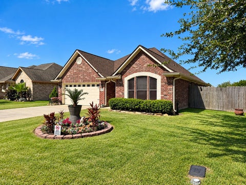 Photo of 11818 Old Spanish Trail, Santa Fe, TX 77510 (MLS # 69597058)